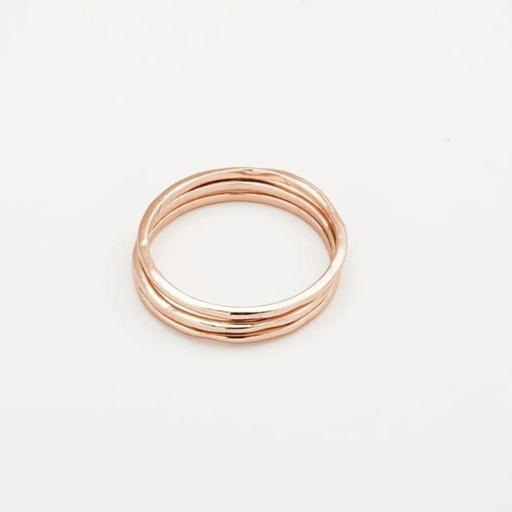 Gorjana 18k Rose Gold Plated Brass Hammered G Ring Set of 3 Minimalist Girlcore - Picture 3 of 4